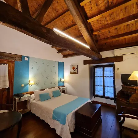 Hospederia Casas De Lujan Hotel 3*